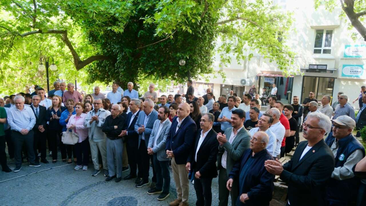 Yatağan Belediyesi’nden 7,5 Milyon Liralık Yeni Ekskavatör Yatırımı 3
